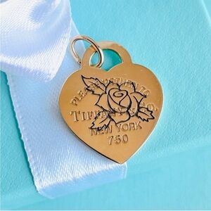 Tiffany large rose gold RTT etched rose heart charm